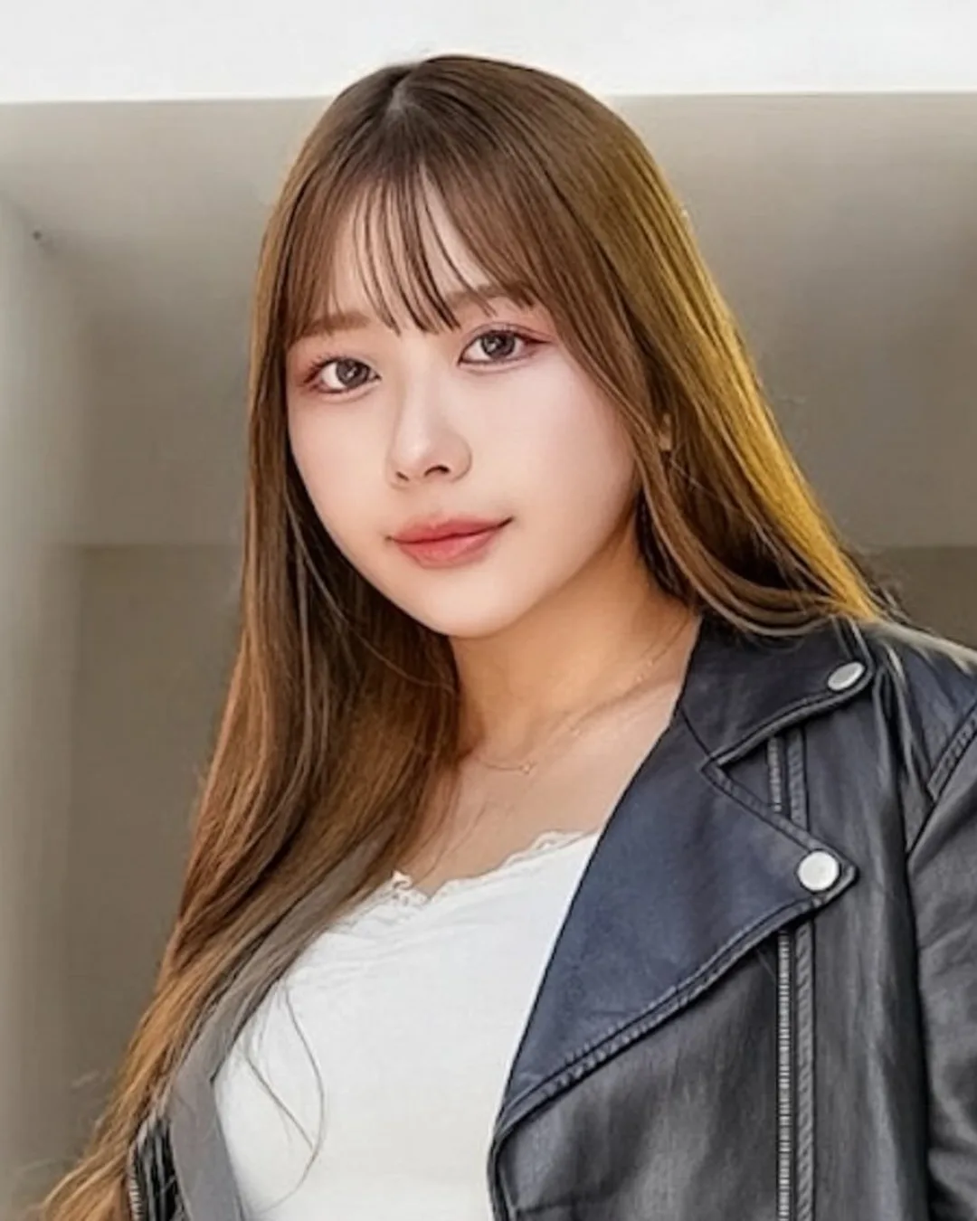 成瀬いな Ina Naruse profile photo