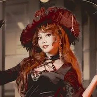 lin.nie_cos profile photo