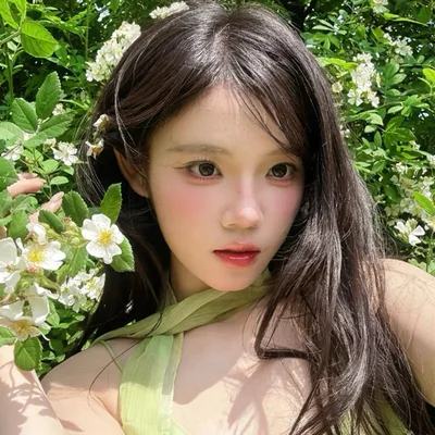 雨芯rainie (钟雨芯) profile photo